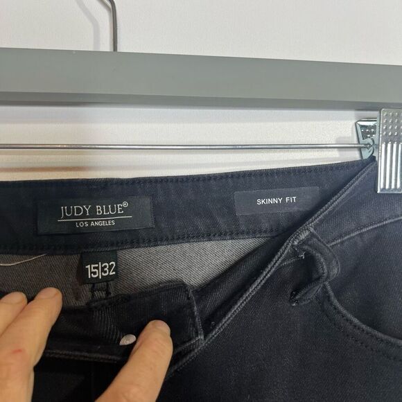 Judy Blue Skinny Fit Black Jeans Sz 15/32 - Picture 4 of 10